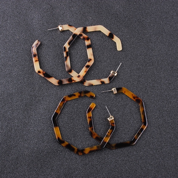 Geometric Hoop Earrings - Picture 2 of 7